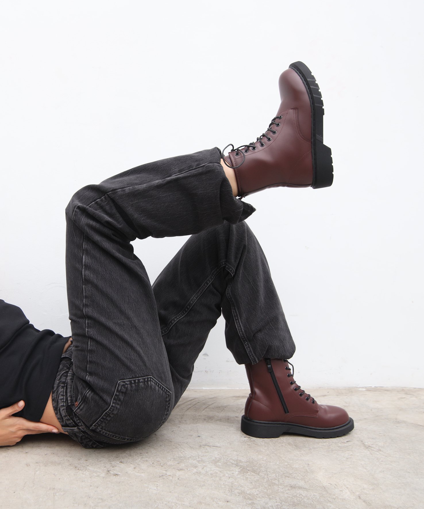 Botines planos militares image number null